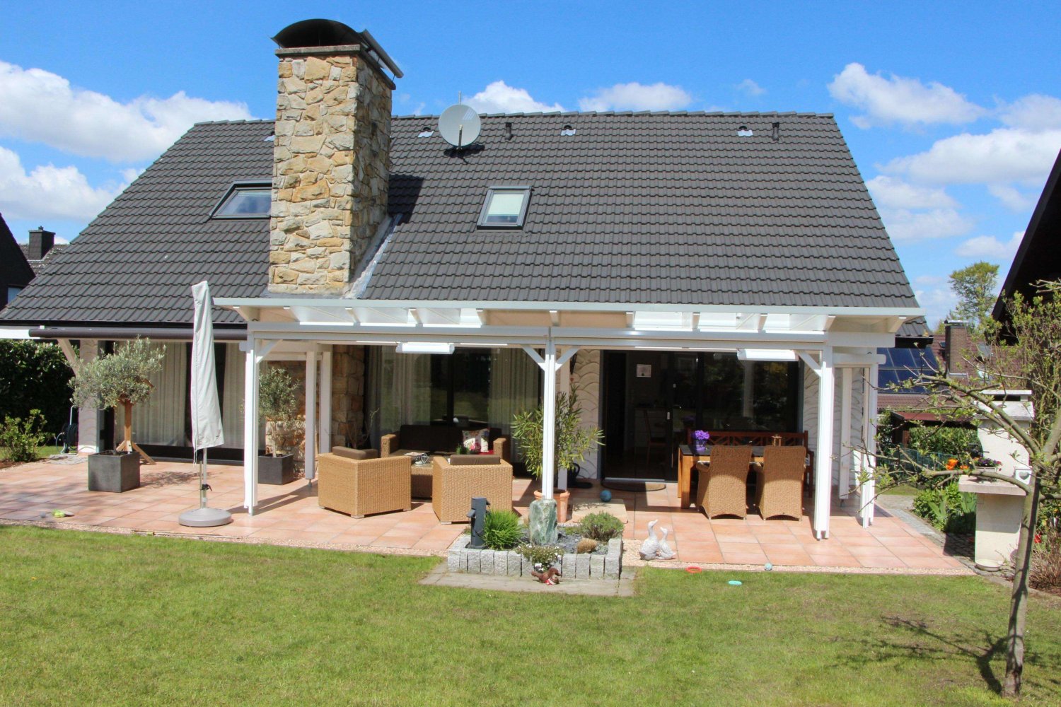 Casa de 4 dormitorios en Lippe, Germany No. 122895