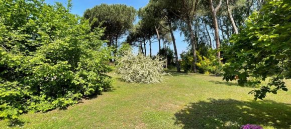 8-salle Villa à Massa, Italy No. 49401 20