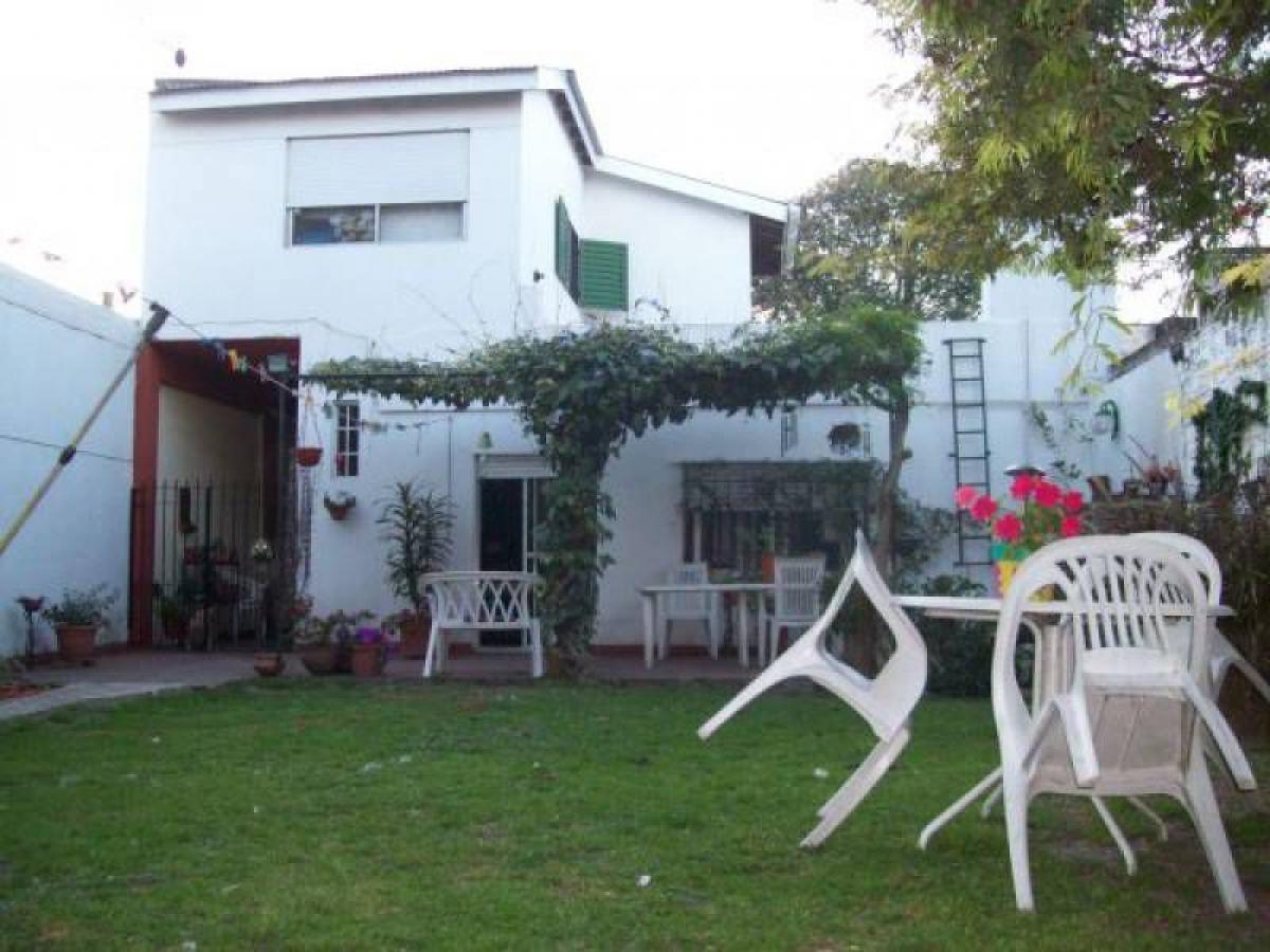 4 bedrooms House in Lomas de Zamora, Argentina No. 55143