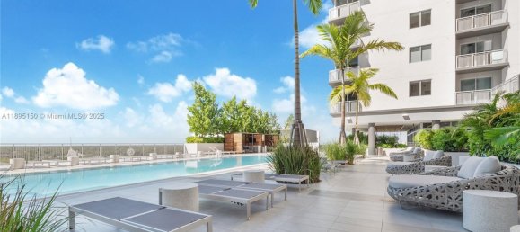 Apartamento T3 em Miami, EUA N.º 615800 10
