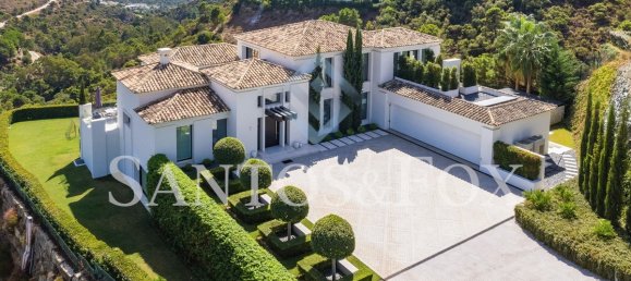 5 bedrooms Villa in El Madronal, Spain No. 31749 5
