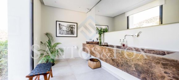 5 bedrooms Villa in El Madronal, Spain No. 31749 16