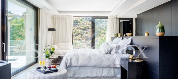 5 bedrooms Villa in El Madronal, Spain No. 31749 29