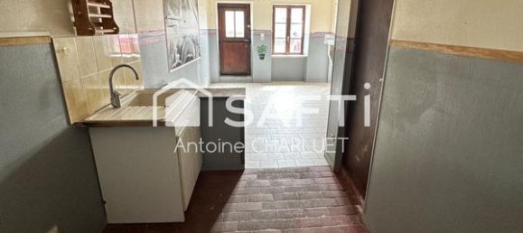 Casa de 3 dormitorios en Saint-Genou, France No. 67051 14