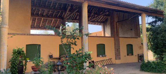 3 bedrooms Villa in Mede, Italy No. 8289 4