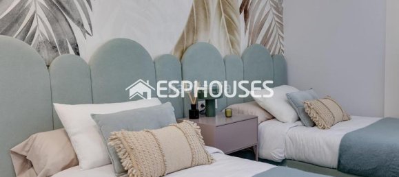 3 bedrooms Penthouse in Alicante, Spain No. 20219 7