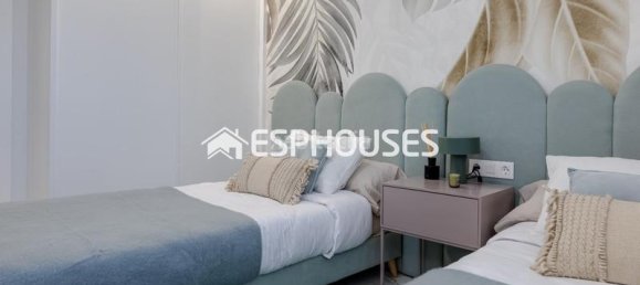 3 bedrooms Penthouse in Alicante, Spain No. 20219 44