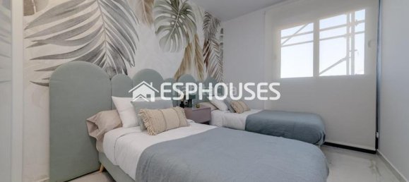 3 bedrooms Penthouse in Alicante, Spain No. 20219 40