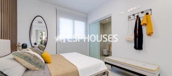 3 bedrooms Penthouse in Alicante, Spain No. 20219 29