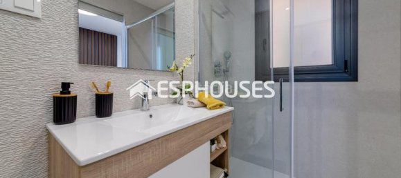 3 bedrooms Penthouse in Alicante, Spain No. 20219 34