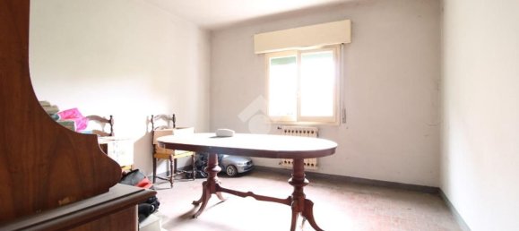 Studio in Castellarano, Italy No. 265992 4