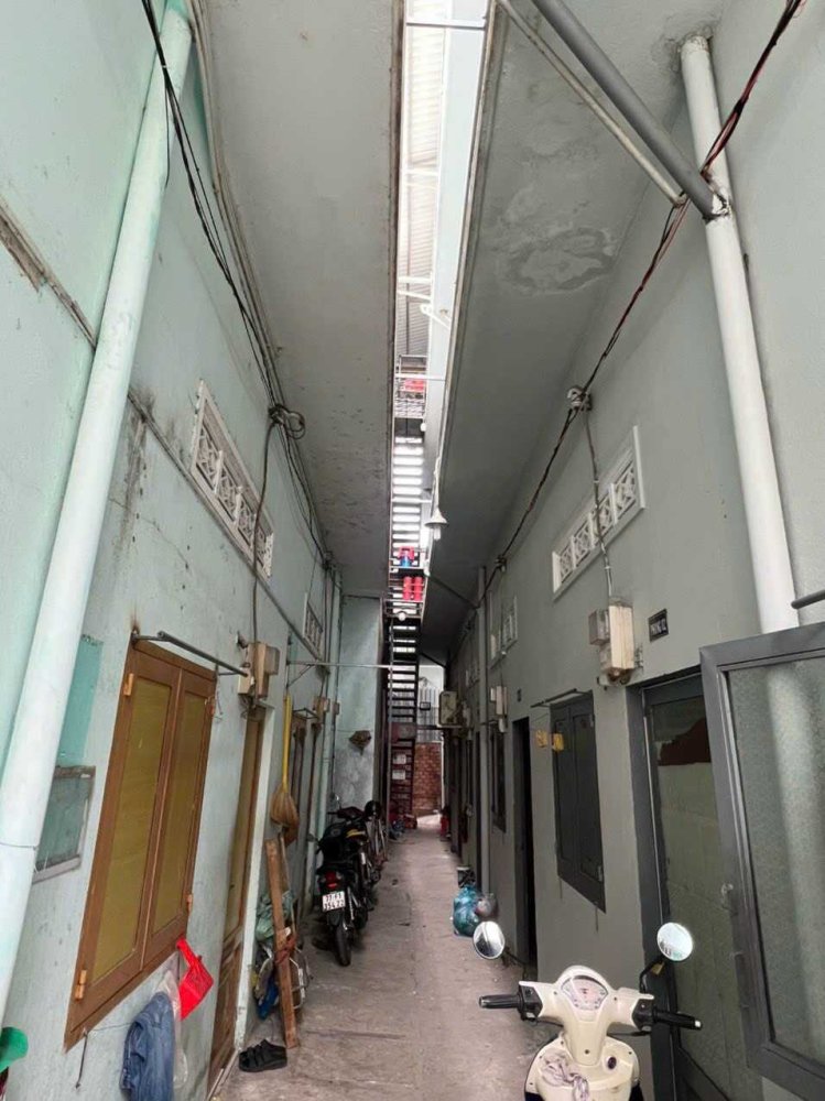 105m² Townhouse in District 7, Vietnam No. 19257