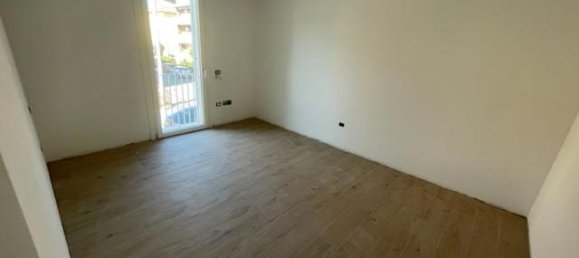 4 rooms Apartment in Selvazzano Dentro, Italy No. 25238 5