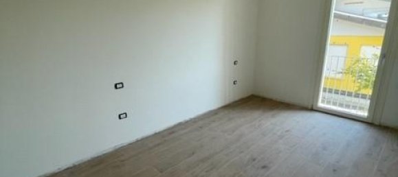 4 rooms Apartment in Selvazzano Dentro, Italy No. 25238 4