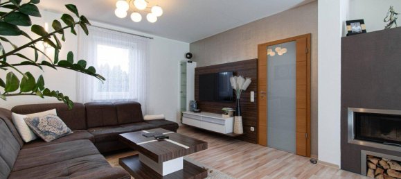 6 rooms House in Traun, Austria No. 182830 3