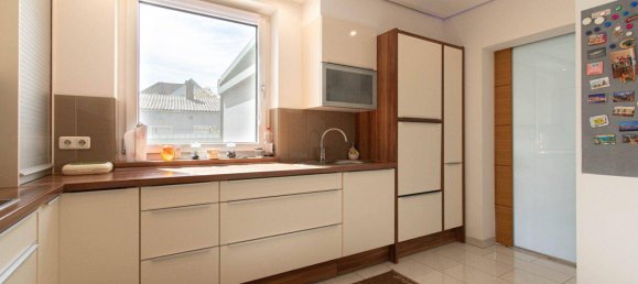 6 rooms House in Traun, Austria No. 182830 2