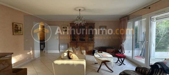 3 bedrooms Apartment in Livry-Gargan, France No. 145509 6