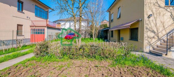 3 bedrooms Villa in Crema, Italy No. 205866 6