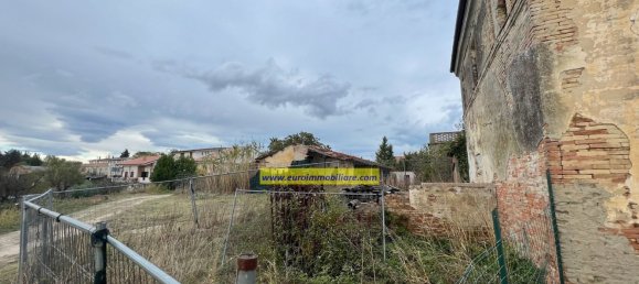 8 rooms House in Pianella, Italy No. 103887 19