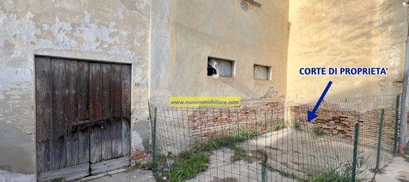 8 rooms House in Pianella, Italy No. 103887 7