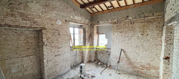 8 rooms House in Pianella, Italy No. 103887 16