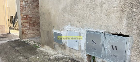 8 rooms House in Pianella, Italy No. 103887 26