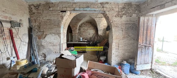 8 rooms House in Pianella, Italy No. 103887 29