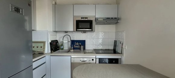 1 bedroom Apartment in Le Plessis-Trevise, France No. 168597 3