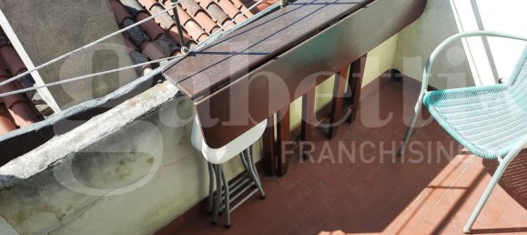 3 rooms Castles in Venice, Italy No. 57196 14