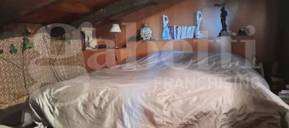 3 rooms Castles in Venice, Italy No. 57196 8