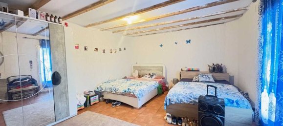 2 Schlafzimmer Villa in Clermont-l'Herault, France, Nr. 197782 9