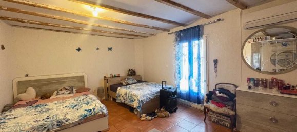 2 Schlafzimmer Villa in Clermont-l'Herault, France, Nr. 197782 15