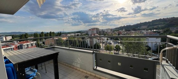 4 Schlafzimmer Doppelhaus in Pesaro, Italy, Nr. 313986 4