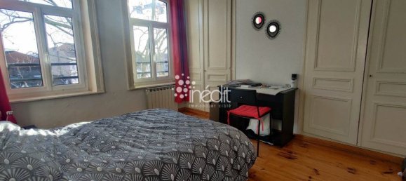 2 bedrooms Apartment in Lille, France No. 69356 2