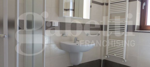 Квартира с 3 комнатами в Giurdignano, Италия № 32072 6