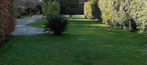 4 bedrooms Villa in Seravezza, Italy No. 51205 8