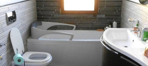 4 bedrooms Villa in Seravezza, Italy No. 51205 31