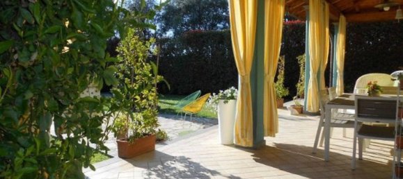 4 bedrooms Villa in Seravezza, Italy No. 51205 15