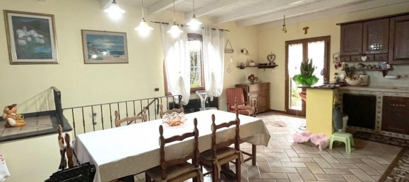4 bedrooms Villa in Seravezza, Italy No. 51205 17