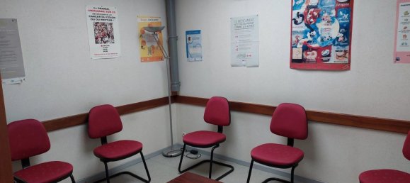 9-Zimmer Gewerbliche Immobilie in Laon, France, Nr. 87647 3