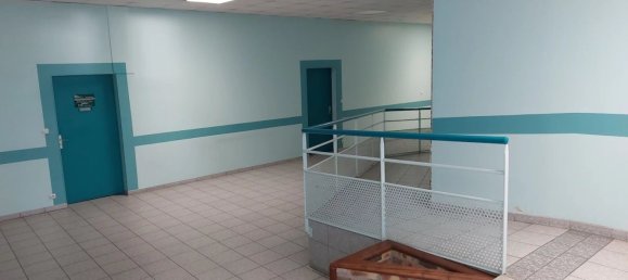 9-Zimmer Gewerbliche Immobilie in Laon, France, Nr. 87647 2