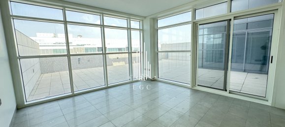 4 غرف نوم منزل ذو طابقين في Al Raha Beach, UAE رقم 53039 8