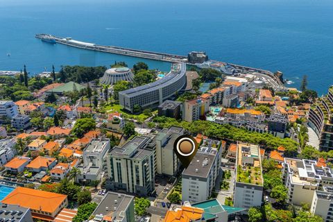 3 bedrooms Apartment in Funchal, Portugal No. 244852