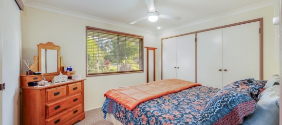 4 غرف نوم مزرعة في Woowoonga, Australia رقم 533 10