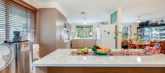 4 غرف نوم مزرعة في Woowoonga, Australia رقم 533 22