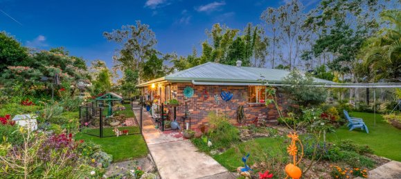 4 غرف نوم مزرعة في Woowoonga, Australia رقم 533 14