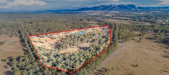 4 غرف نوم مزرعة في Woowoonga, Australia رقم 533 7