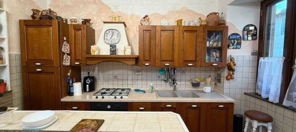 2غرفة شقة في Capodimonte, Italy رقم 274737 7