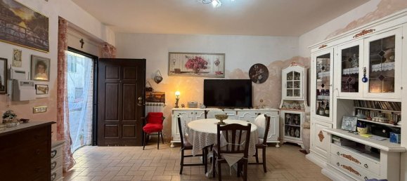 2غرفة شقة في Capodimonte, Italy رقم 274737 5