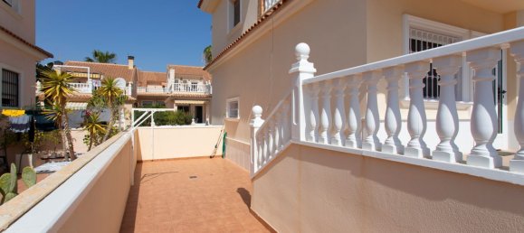 180m² villa à vendre à Torrevieja, Alicante, Valencian Community, Spain № 368818 9